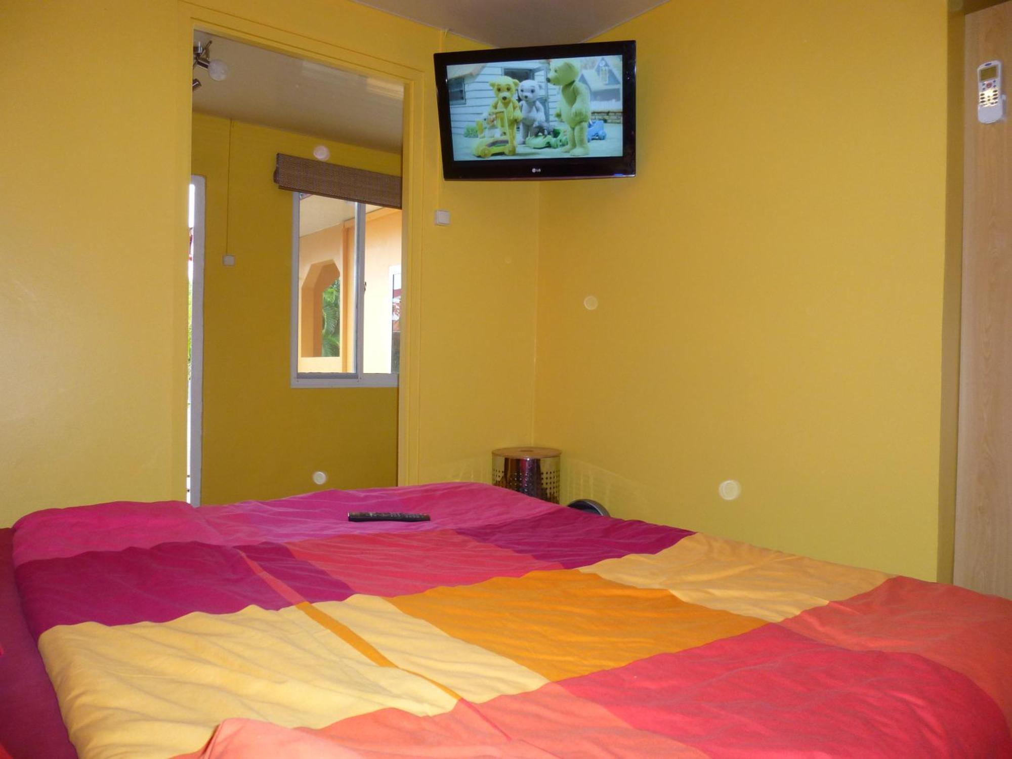 Kekemba Apartments Παραμαρίμπο Δωμάτιο φωτογραφία