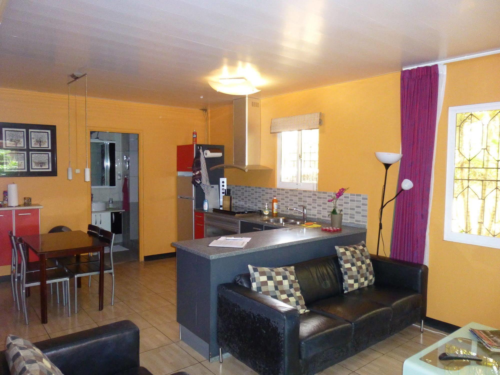 Kekemba Apartments Παραμαρίμπο Εξωτερικό φωτογραφία