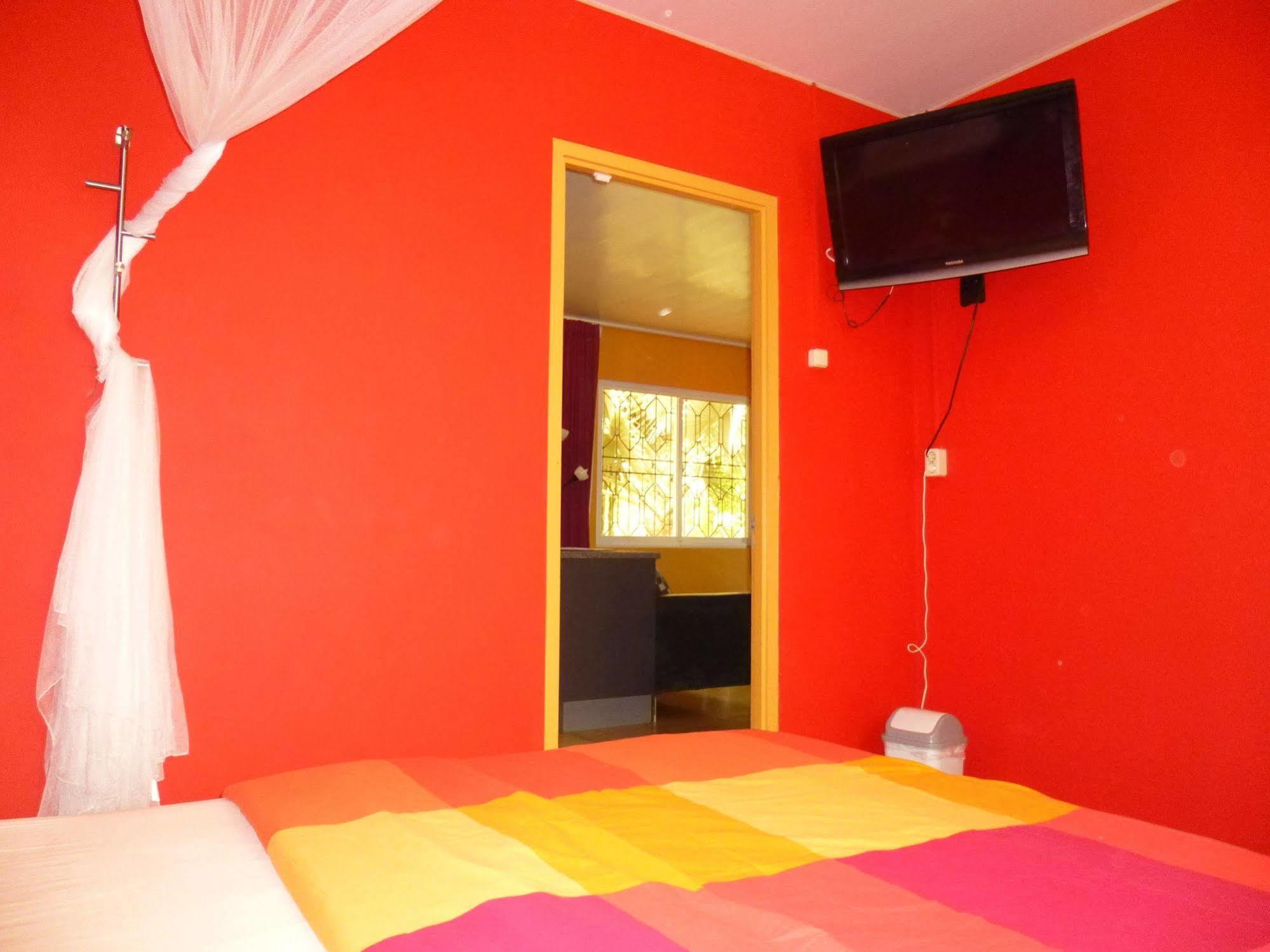 Kekemba Apartments Παραμαρίμπο Εξωτερικό φωτογραφία